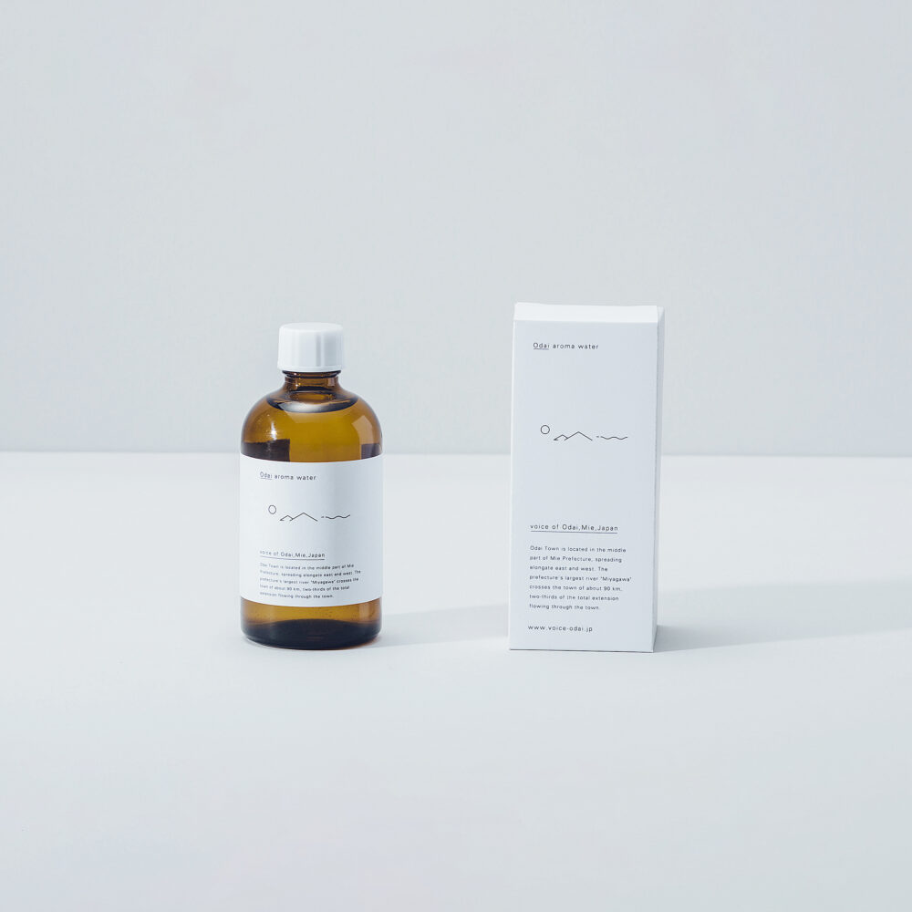アロマウォーター 100ml（カナクギノキ）の写真